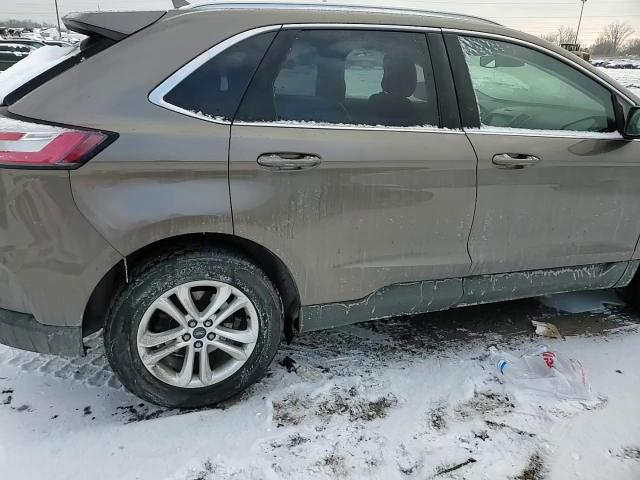 2019 Ford Edge - Image 15