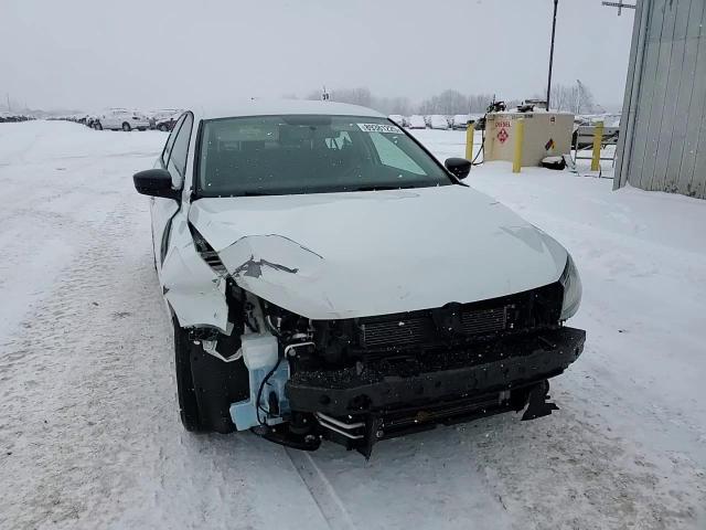 2016 Volkswagen Jetta - Image 14