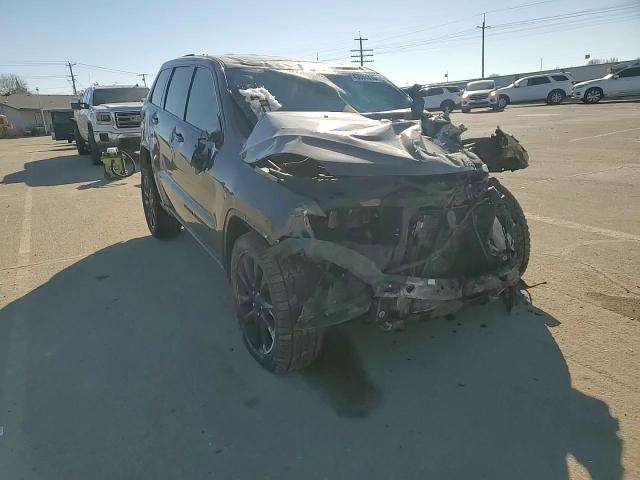 2018 Jeep Grand Cherokee - Image 11