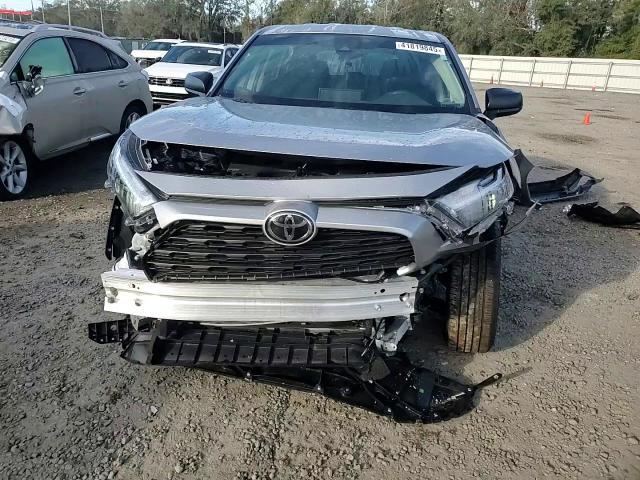 2024 Toyota RAV 4 - Image 12