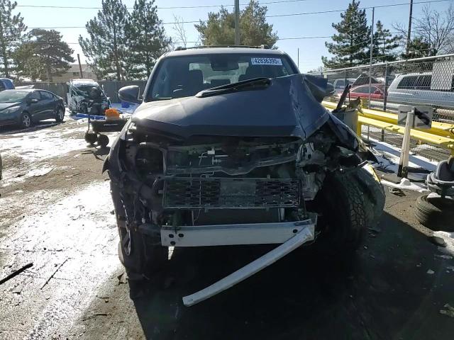 2020 Toyota 4Runner - Image 11