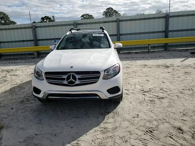 2018 Mercedes-Benz GLC - Image 12