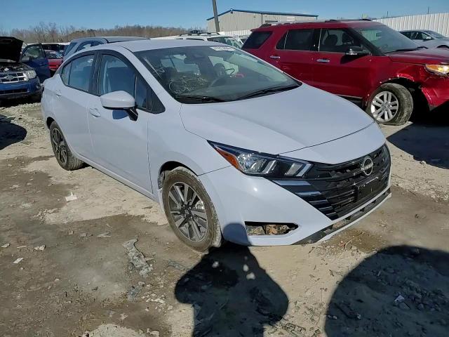 2024 Nissan Versa - Image 14