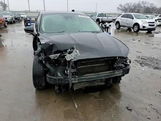 2019 Ford Fusion - Image 11