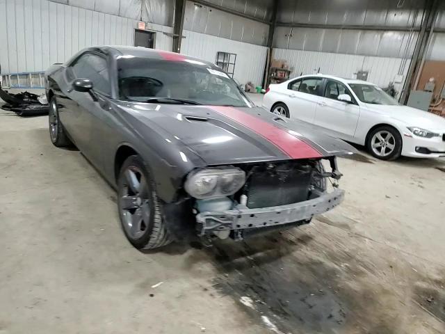 2013 Dodge Challenger - Image 10