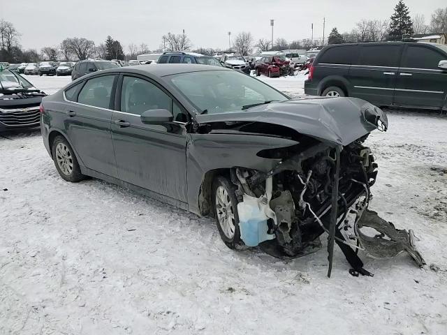 2016 Ford Fusion - Image 10