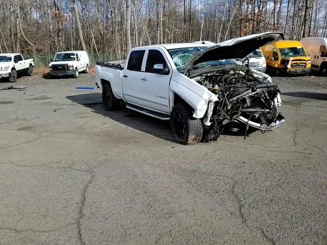 2014 Chevrolet Silverado - Image 10