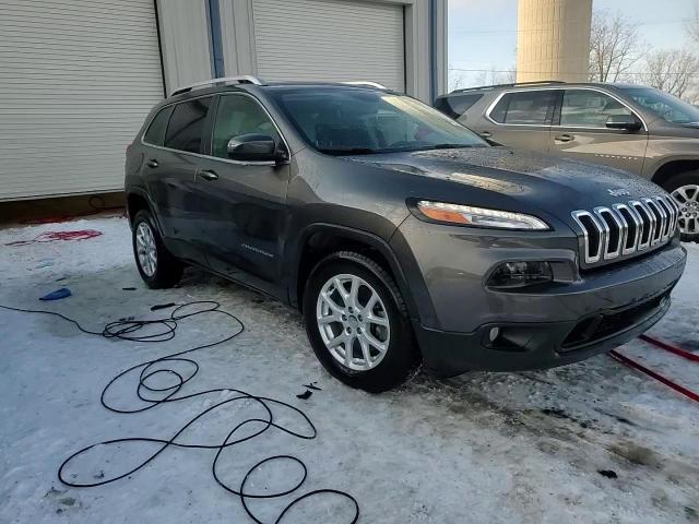 2017 Jeep Grand Cherokee - Image 13