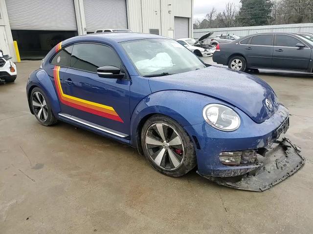 2012 Volkswagen Beetle - Image 10