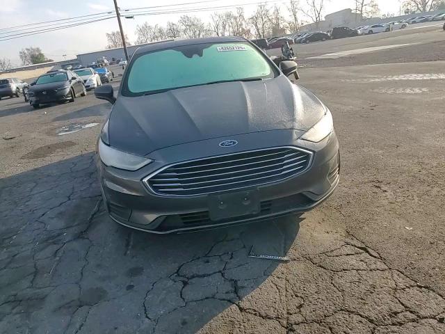 2019 Ford Fusion - Image 11