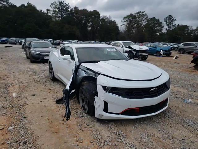 2023 Chevrolet Camaro - Image 10