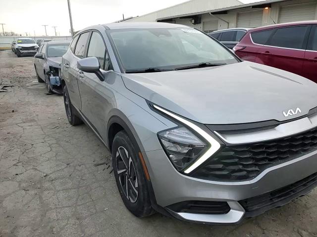 2023 Kia Sportage - Image 11