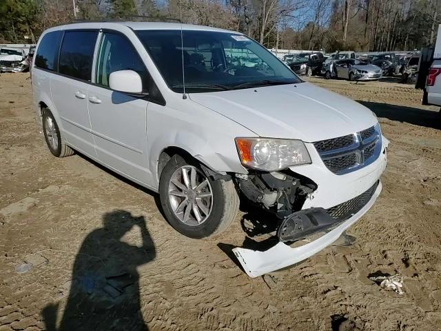 2014 Dodge Caravan - Image 12