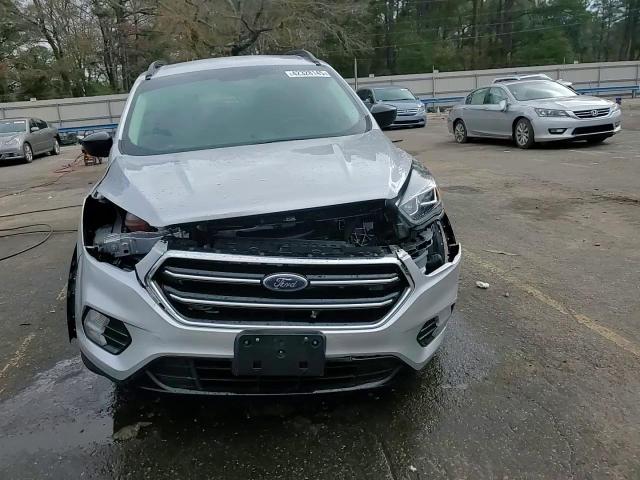 2019 Ford Escape - Image 15