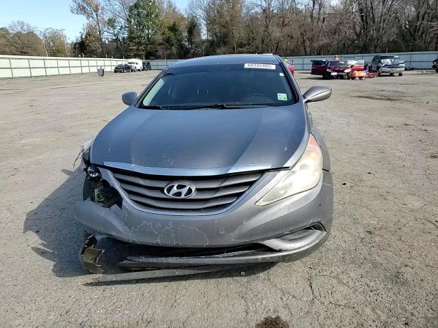 2011 Hyundai Sonata - Image 10