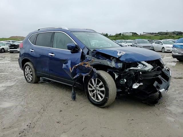 2017 Nissan Rogue - Image 14