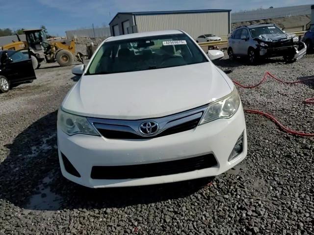 2012 Toyota Camry - Image 13