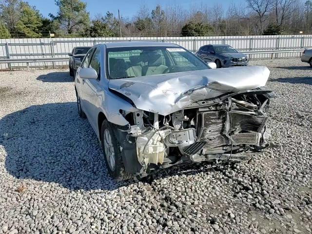 2011 Toyota Camry - Image 11