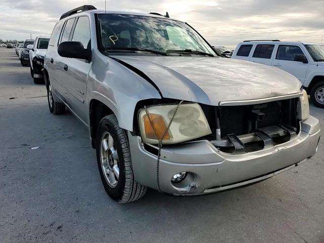 2006 GMC Envoy - Image 10