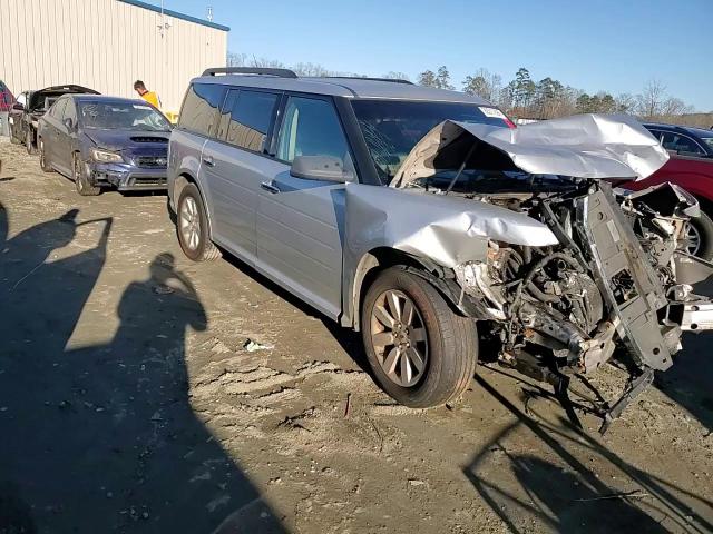 2009 Ford Flex - Image 11