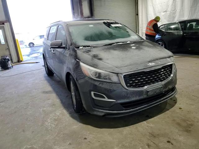2021 Kia Sedona - Image 12