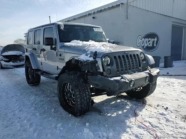 2017 Jeep Wrangler - Image 14