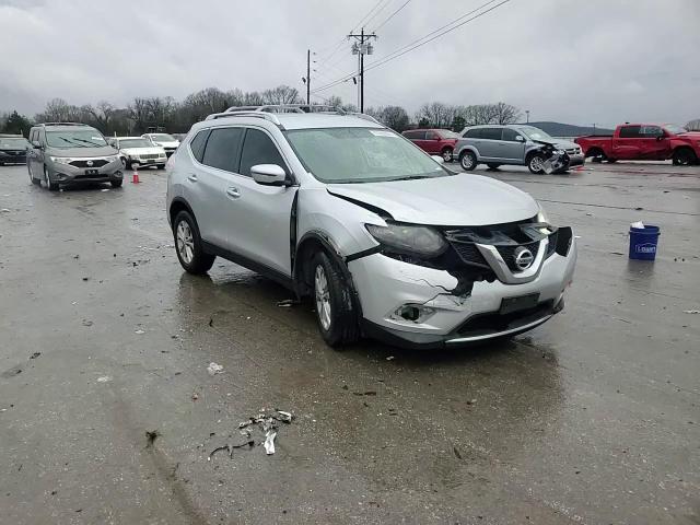 2016 Nissan Rogue - Image 12