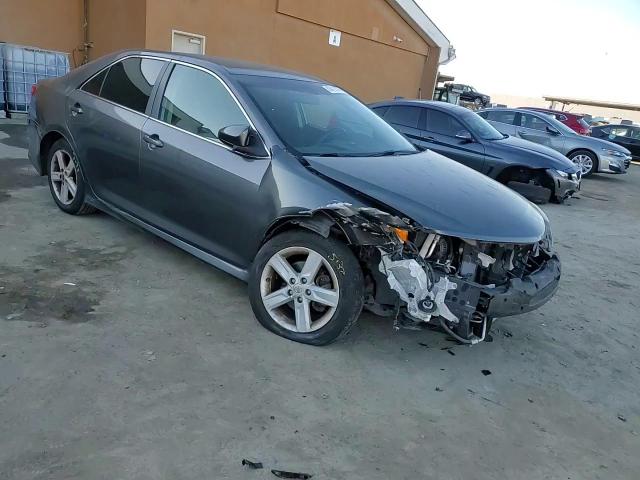 2013 Toyota Camry - Image 11