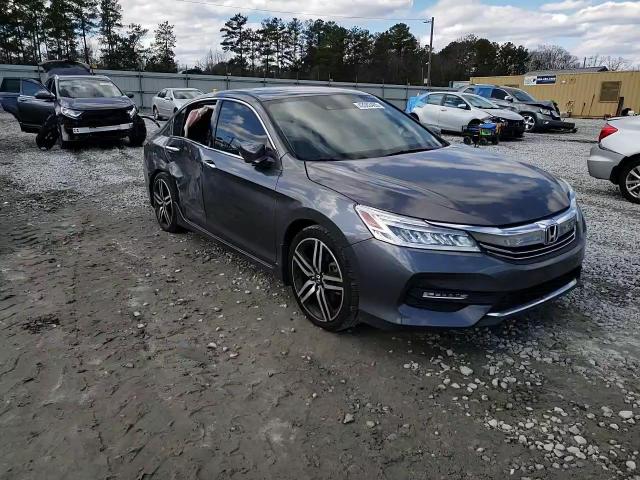 2017 Honda Accord - Image 13