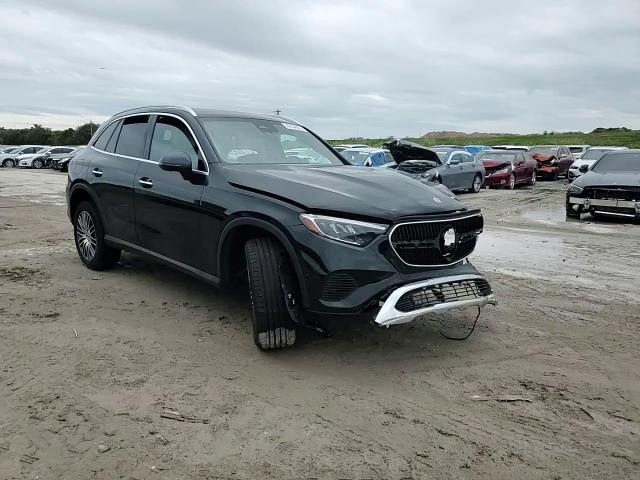 2024 Mercedes-Benz GLC - Image 14