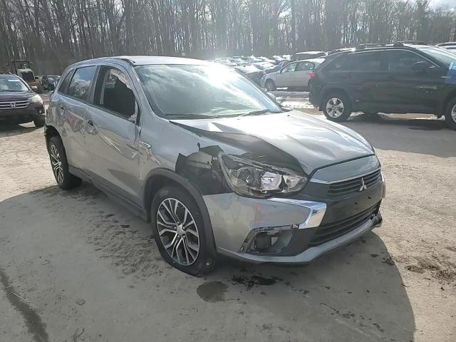 2016 Mitsubishi Outlander - Image 13