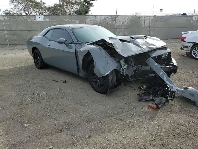 2017 Dodge Challenger - Image 10
