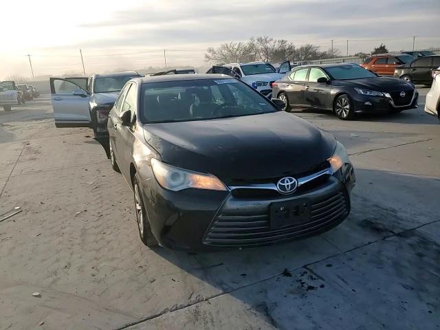 2015 Toyota Camry - Image 11