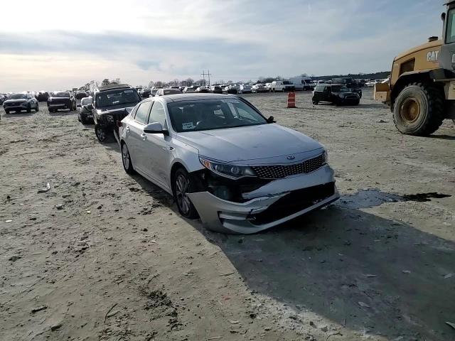 2016 Kia Optima - Image 10