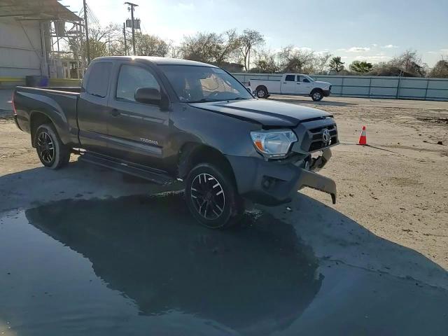 2015 Toyota Tacoma - Image 10