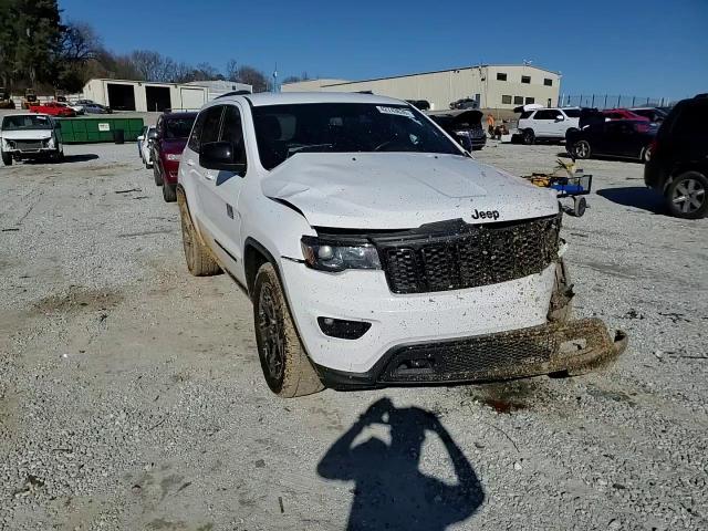 2020 Jeep Grand Cherokee - Image 11