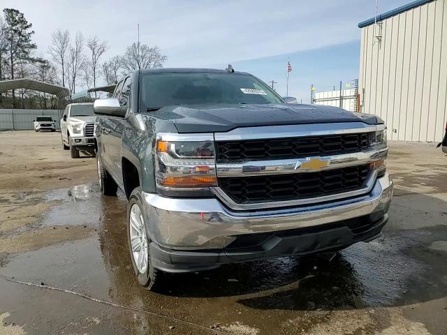 2018 Chevrolet Silverado - Image 13