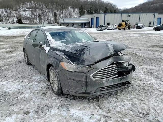 2019 Ford Fusion - Image 11