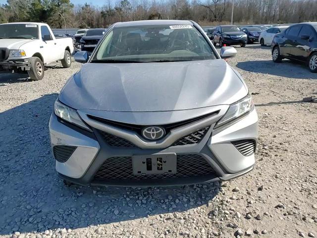 2019 Toyota Camry - Image 10
