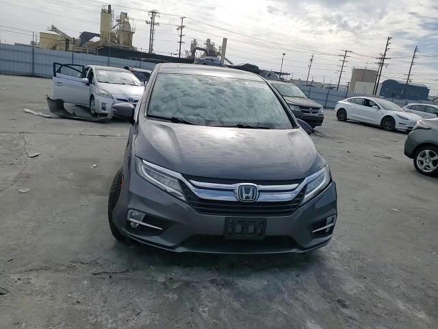 2018 Honda Odyssey - Image 11