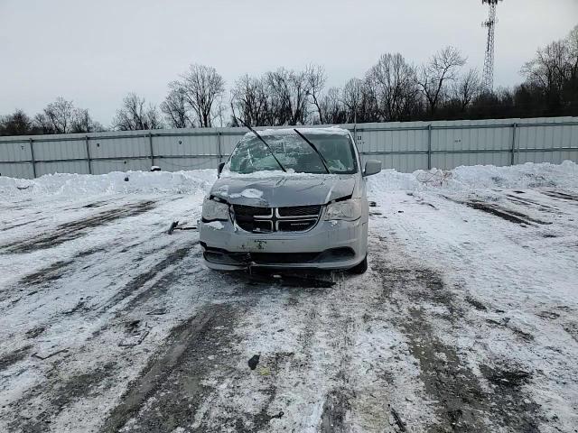 2016 Dodge Caravan - Image 11