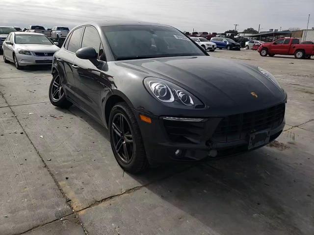 2017 Porsche Macan - Image 11