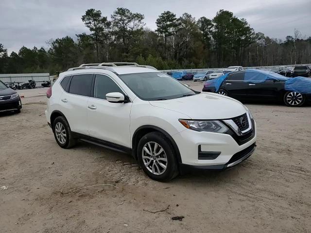 2018 Nissan Rogue - Image 12