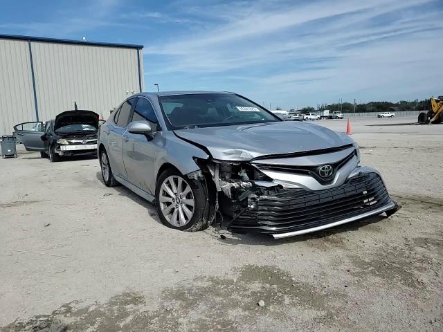 2018 Toyota Camry - Image 10