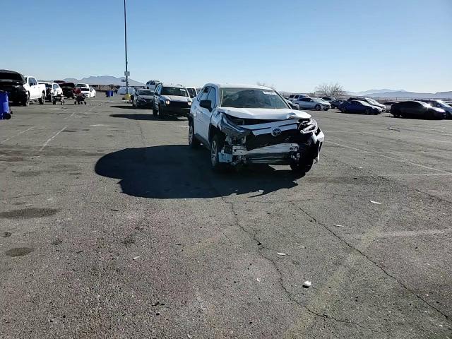 2023 Toyota RAV 4 - Image 11