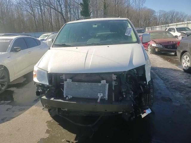 2009 Dodge Caravan - Image 12