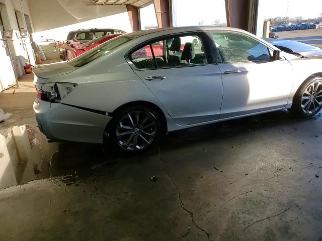 2013 Honda Accord - Image 13