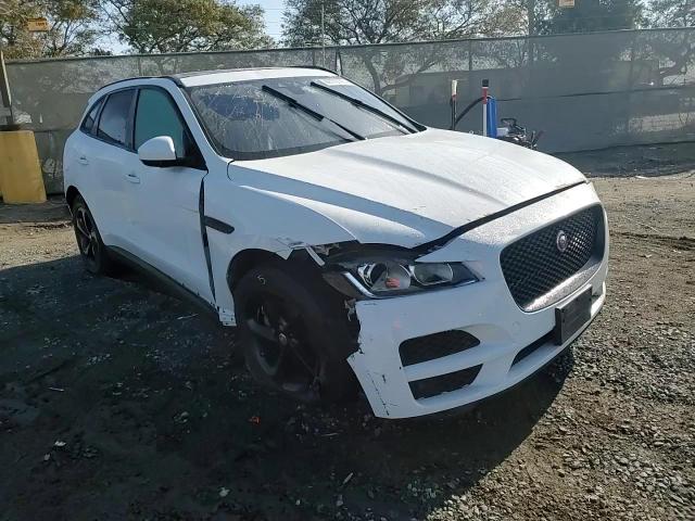 2018 Jaguar F-Pace - Image 12