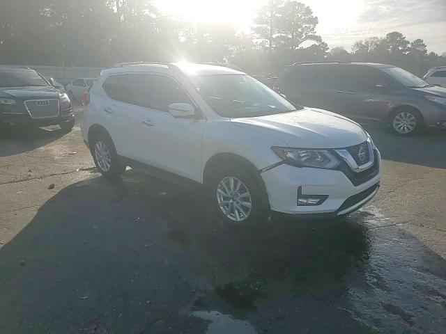 2018 Nissan Rogue - Image 14