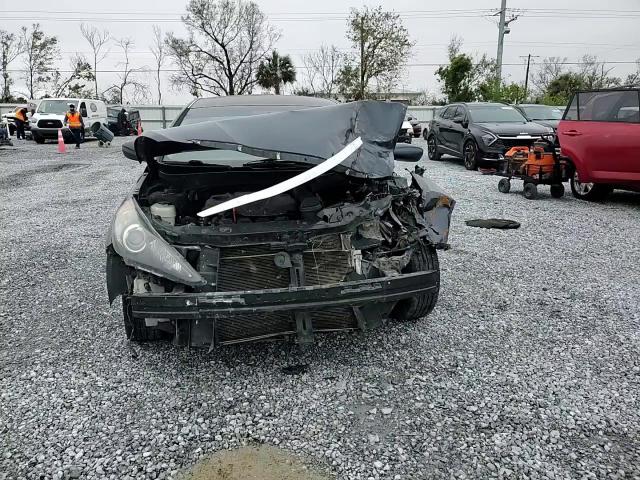 2013 Hyundai Sonata - Image 11